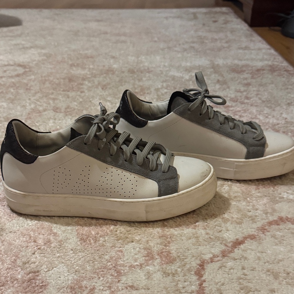 Women’s Gray and White P448